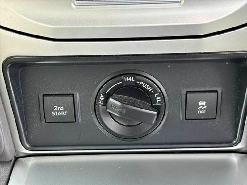 LAND CRUISER PRADO-24