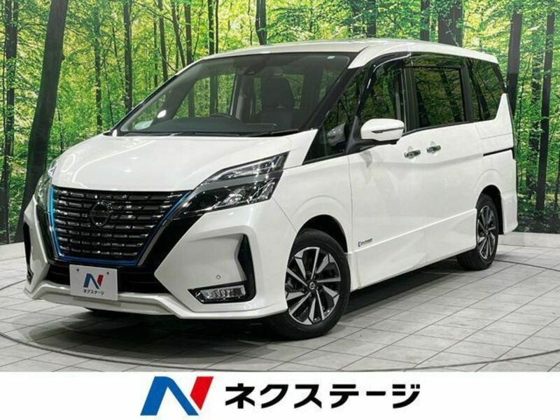 NISSAN　SERENA