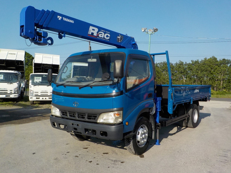 TOYOTA DYNA