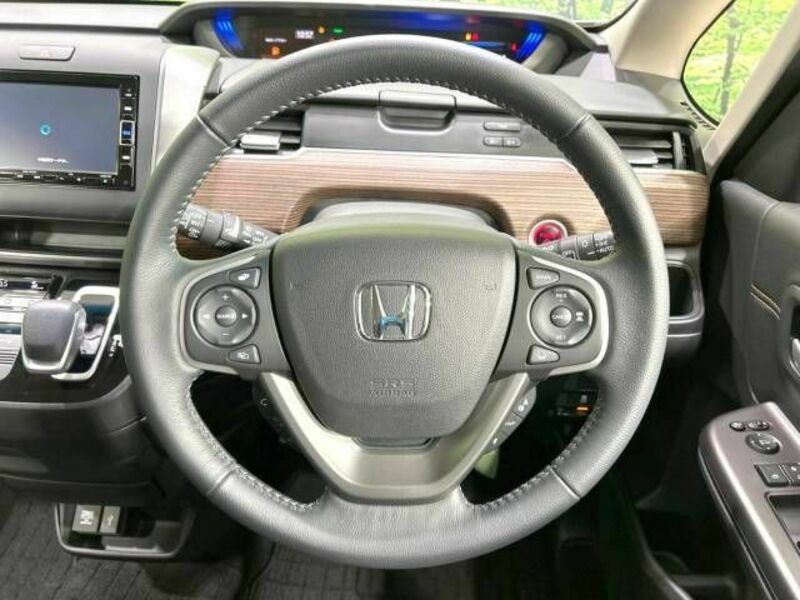 FREED HYBRID-12