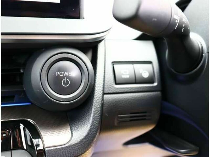 PRIUS-13