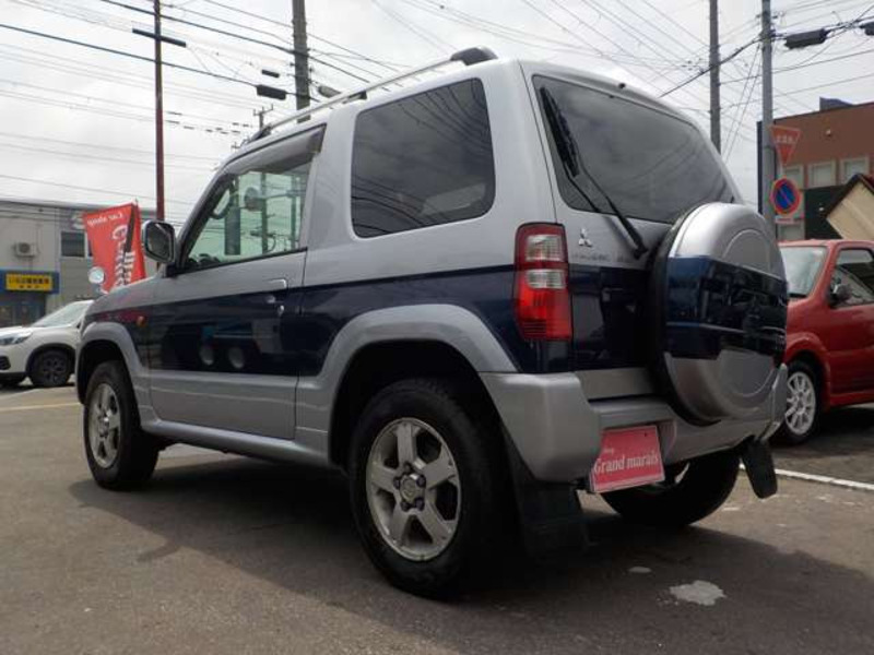 PAJERO MINI