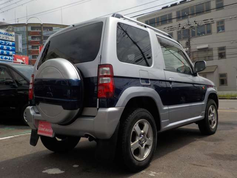PAJERO MINI