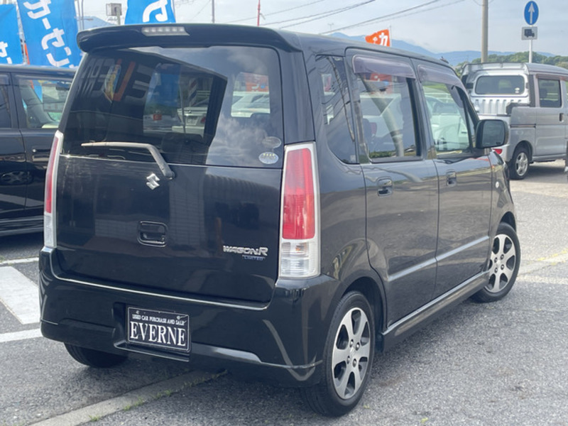 WAGON R-17