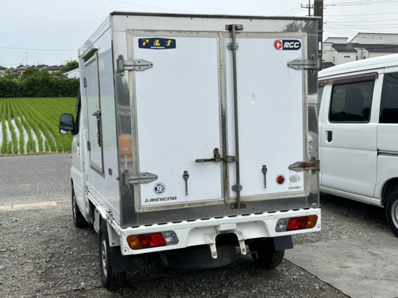 MINICAB TRUCK-2