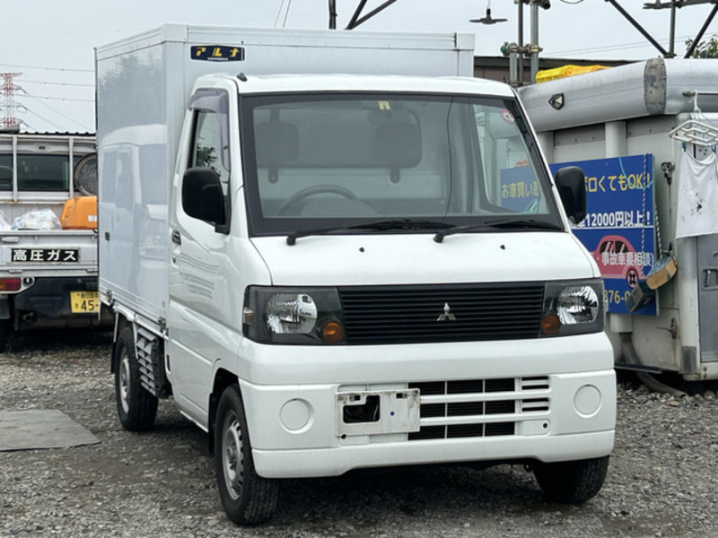 MINICAB TRUCK