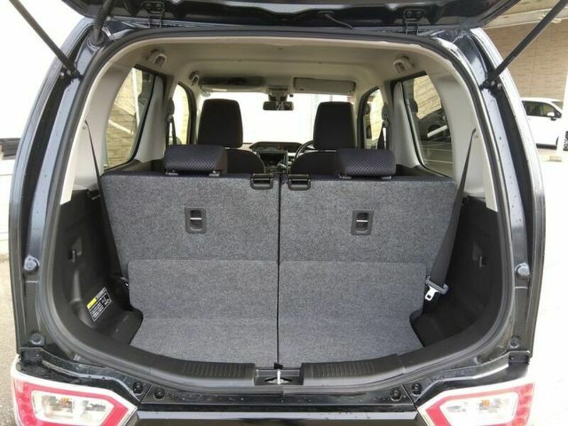 WAGON R-8