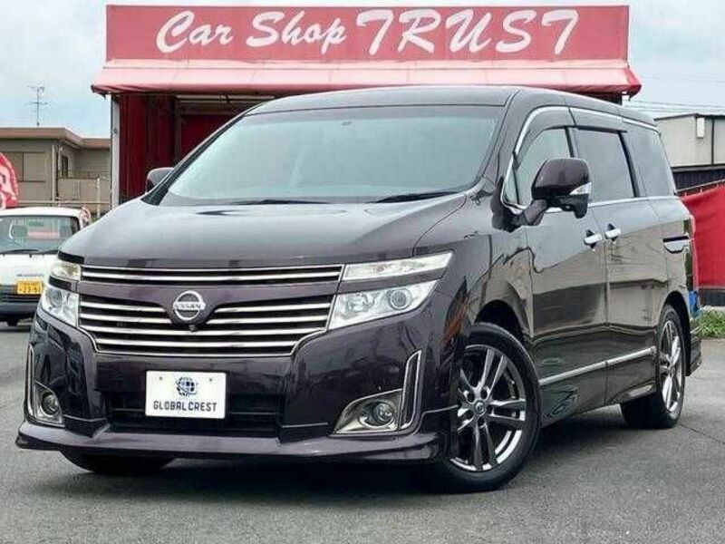 NISSAN ELGRAND