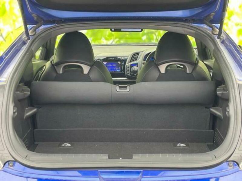 CR-Z
