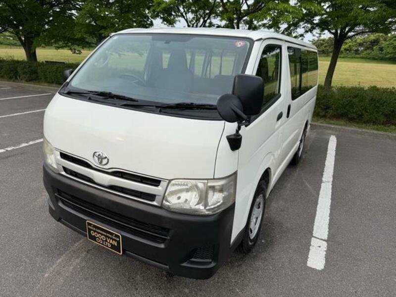 HIACE VAN