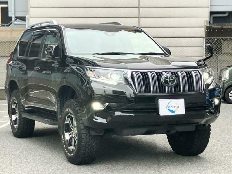 TOYOTA LAND CRUISER PRADO