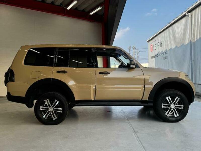 PAJERO