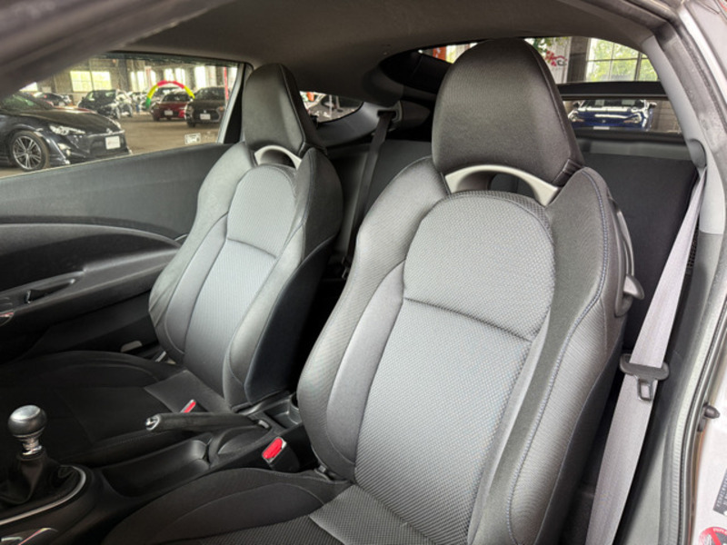 CR-Z