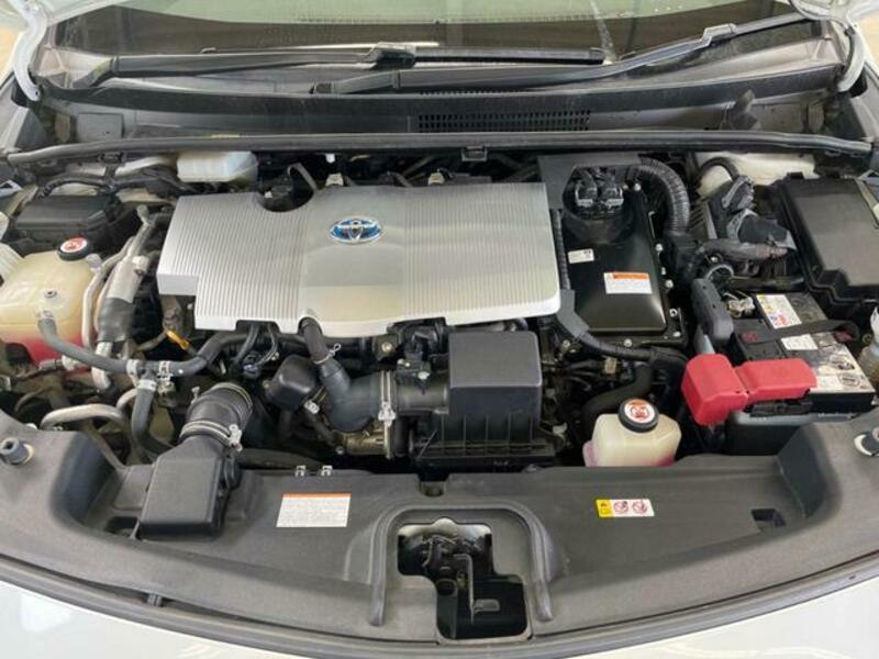 PRIUS PHV-18