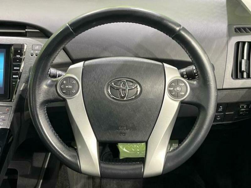 PRIUS-9