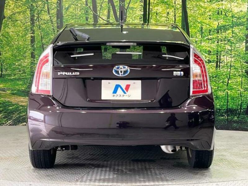PRIUS-13