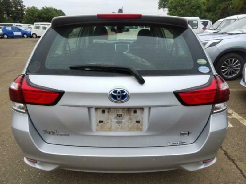 COROLLA FIELDER