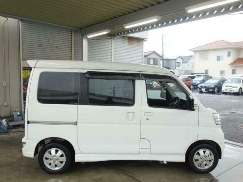 ATRAI WAGON