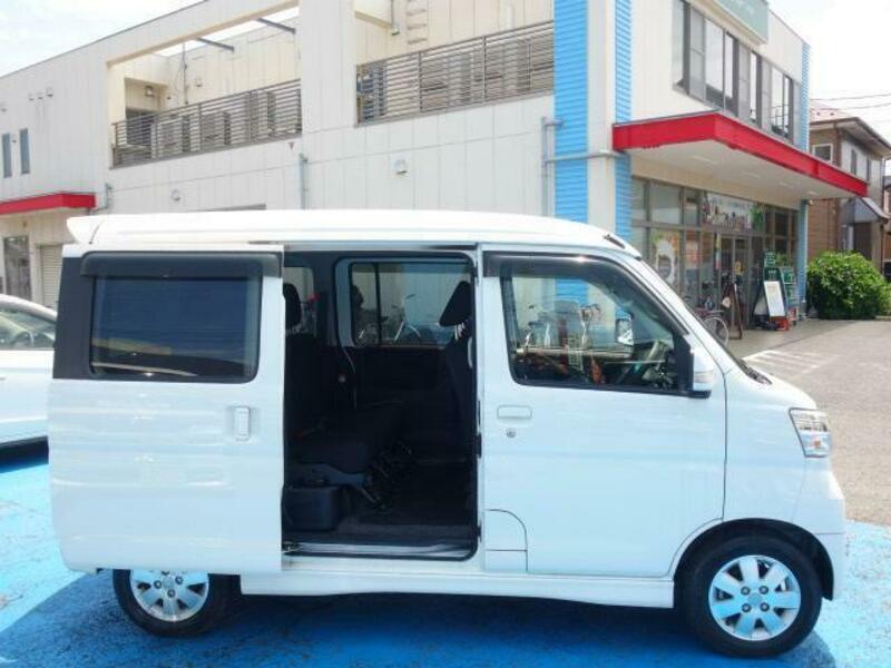 ATRAI WAGON