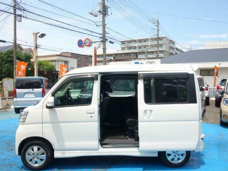 ATRAI WAGON
