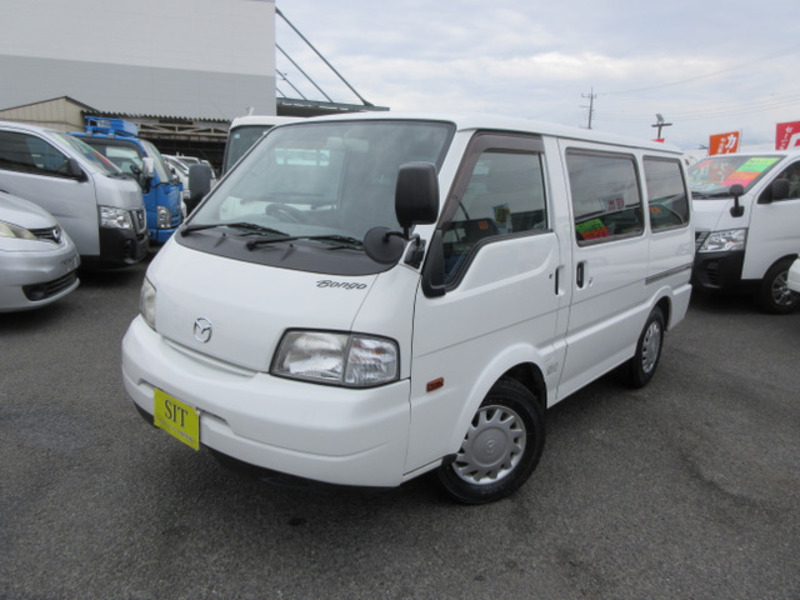 MAZDA　BONGO VAN