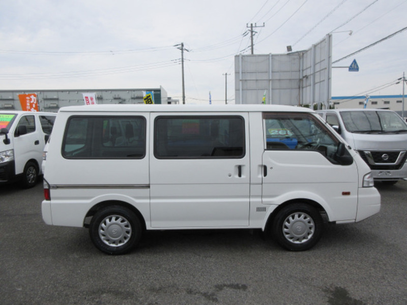 BONGO VAN-3