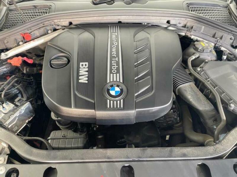 X3