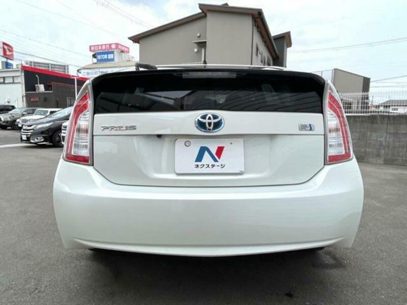 PRIUS-15