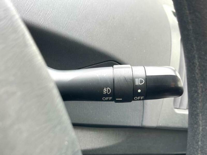 PRIUS-6