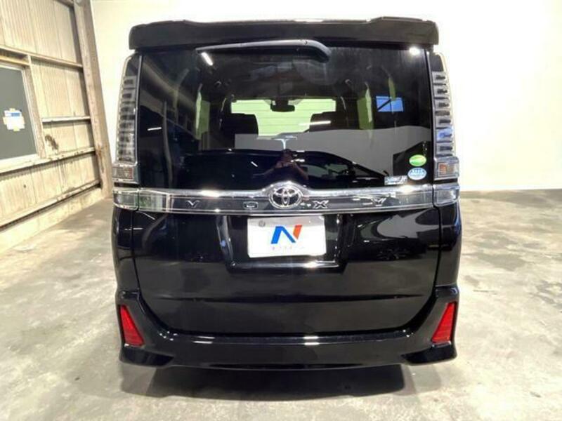 VOXY-16