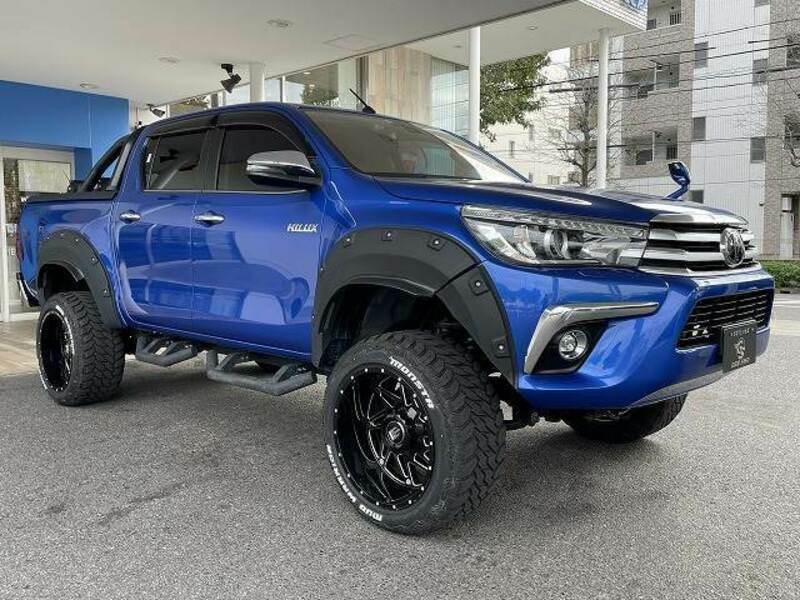 HILUX