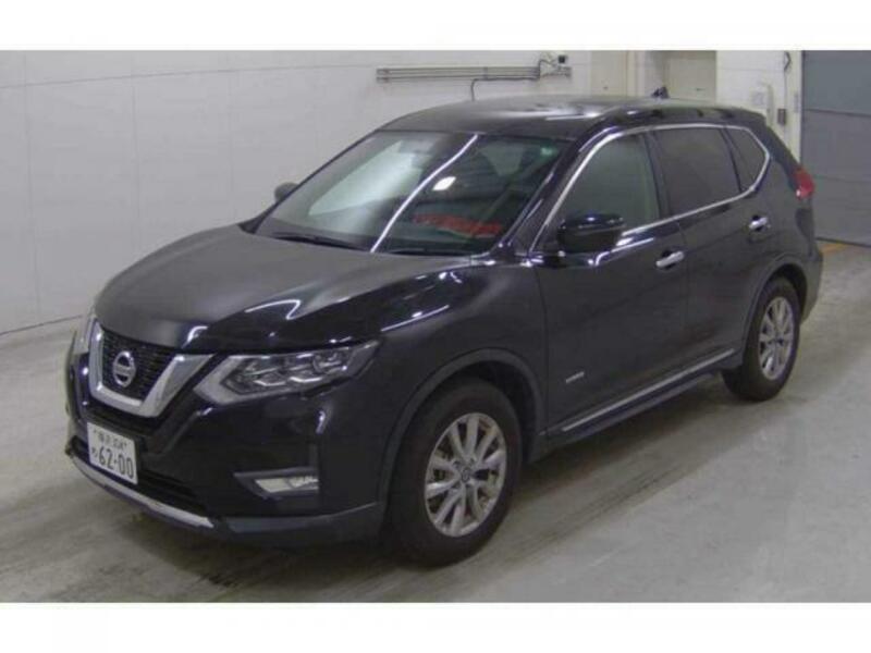 NISSAN　X-TRAIL