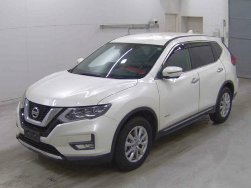 X-TRAIL