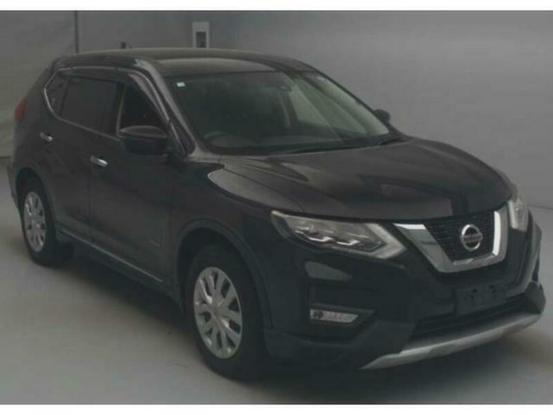 X-TRAIL