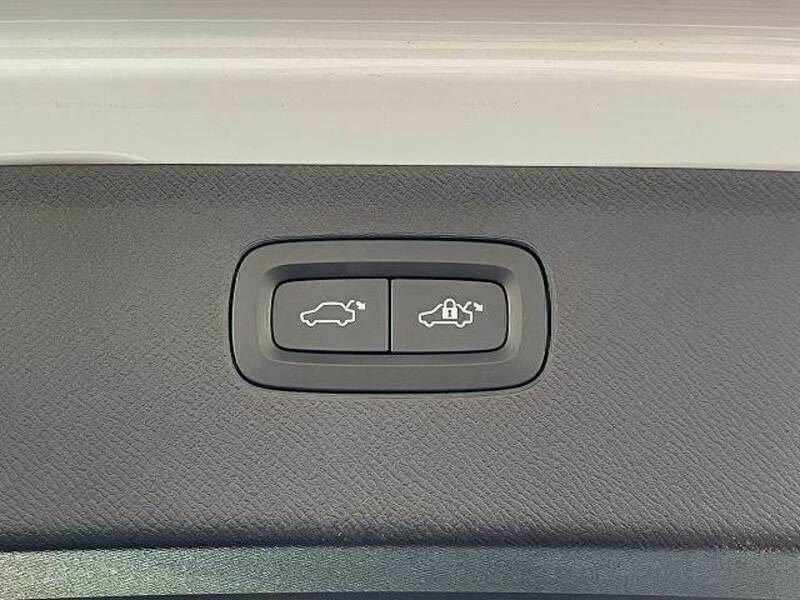 XC90