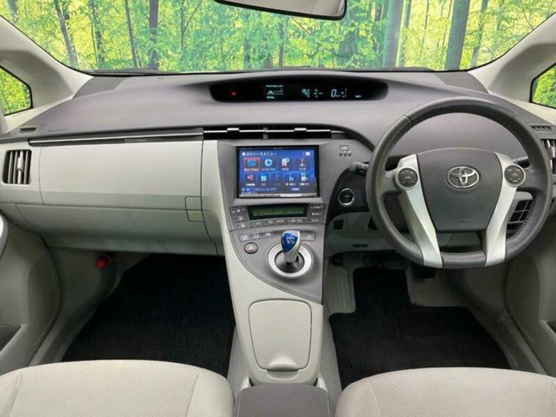PRIUS-1