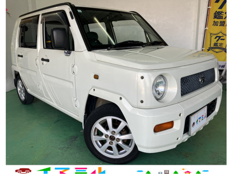 DAIHATSU NAKED