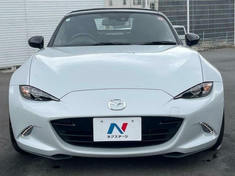 ROADSTER