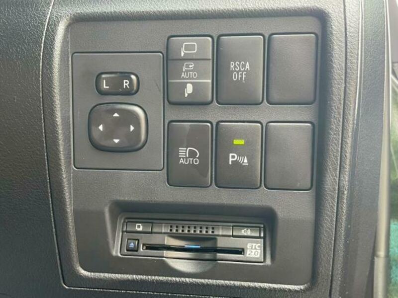 LAND CRUISER