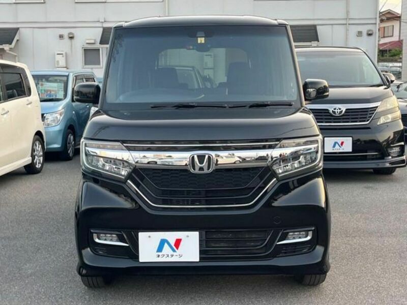 N BOX CUSTOM