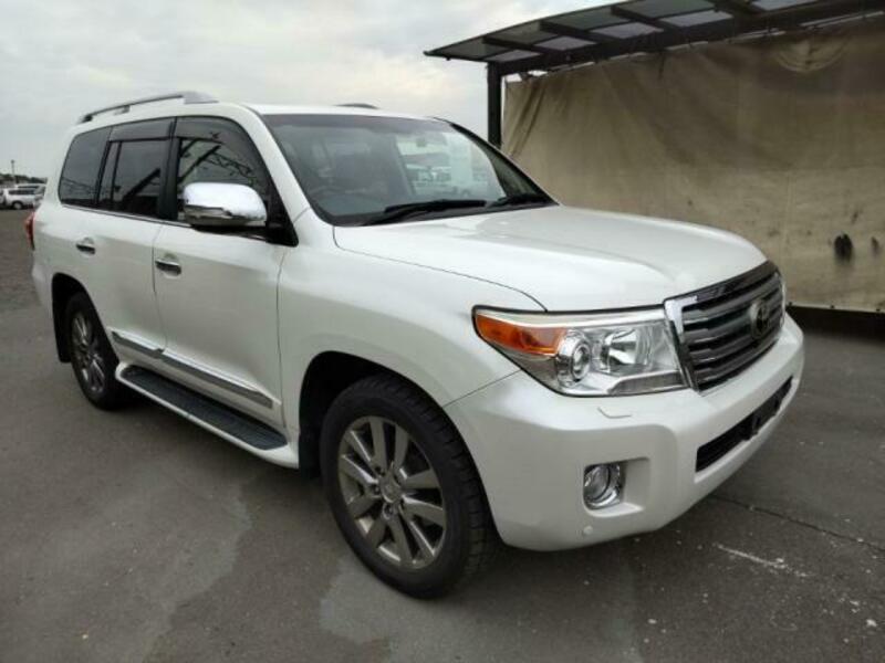 LAND CRUISER
