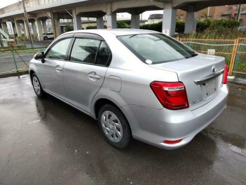COROLLA AXIO