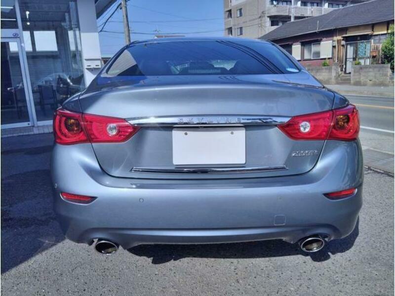 SKYLINE