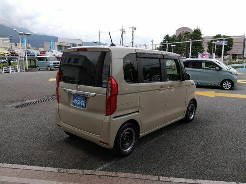 N BOX