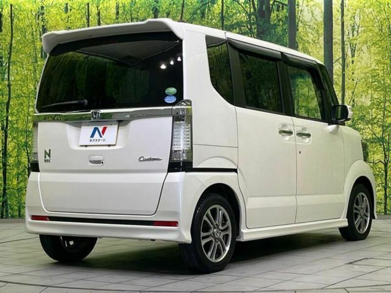 N BOX CUSTOM