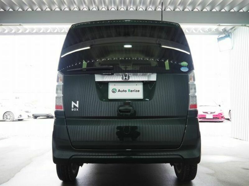 N BOX