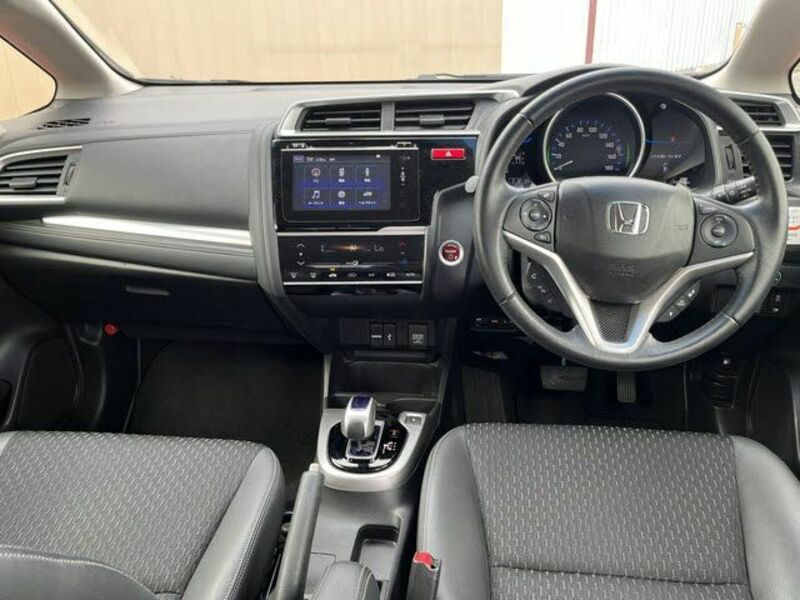 FIT HYBRID