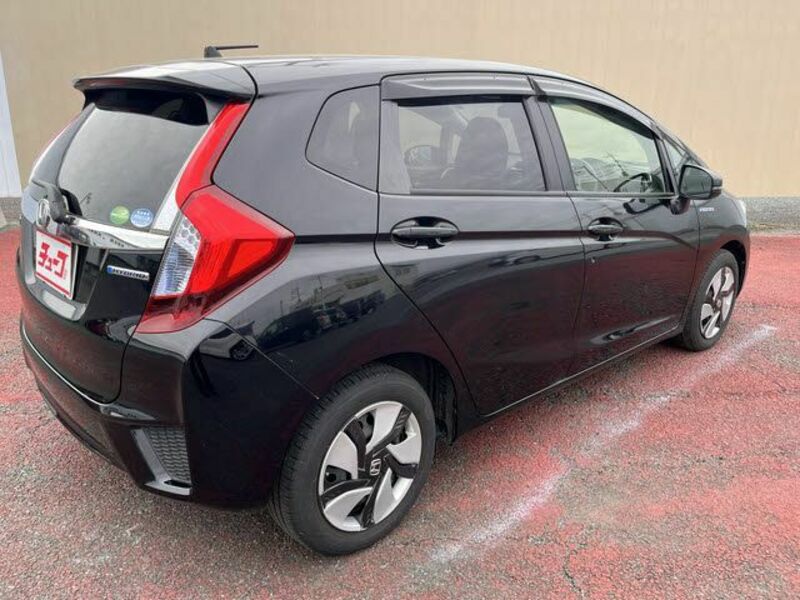 FIT HYBRID