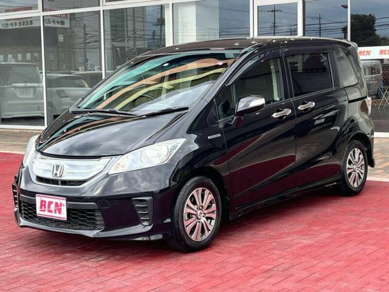 HONDA FREED HYBRID