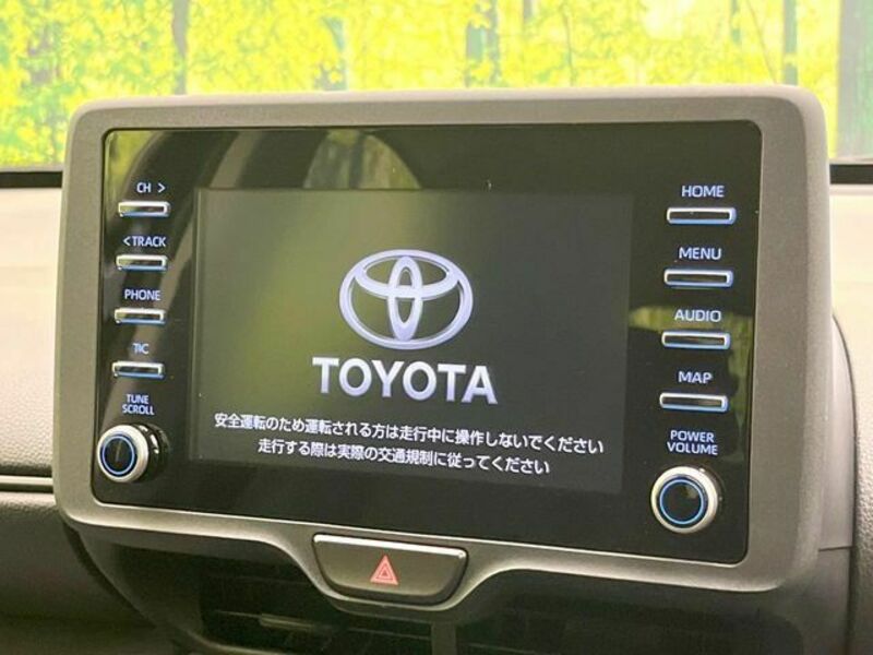 YARIS CROSS